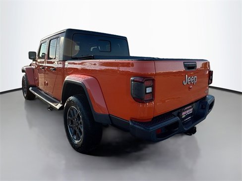 Used 2020 Jeep Gladiator Overland w/ LED Lighting Group image 9