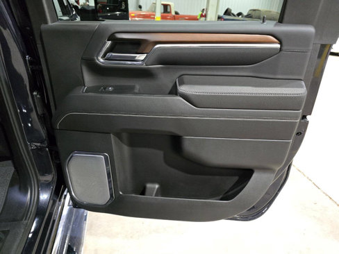Used 2024 GMC Sierra 2500 Denali w/ Technology Package image 38