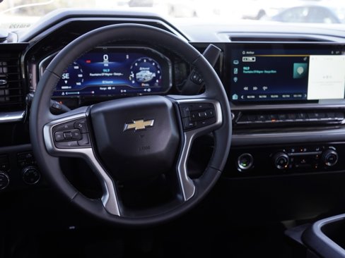 Used 2024 Chevrolet Silverado 1500 LT image 28