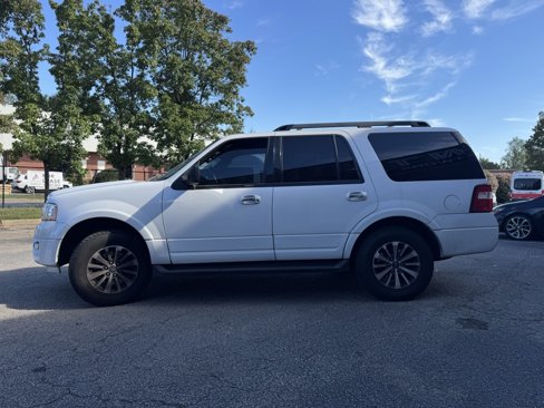 Used 2017 Ford Expedition XLT image 4