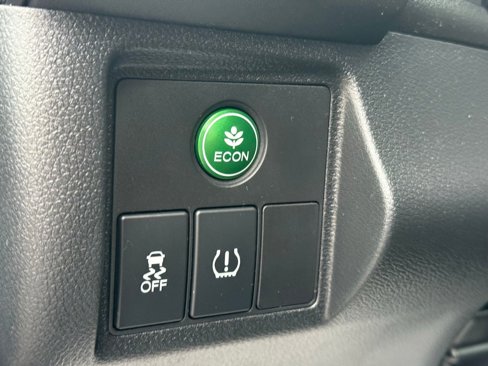 Used 2020 Honda HR-V LX image 17