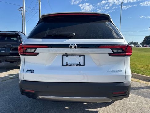 New 2026 Toyota Grand Highlander Platinum image 6