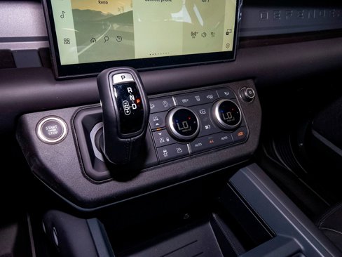 New 2025 Land Rover Defender 110 S image 26
