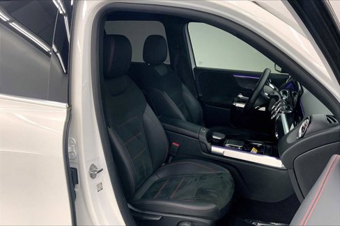 Certified 2022 Mercedes-Benz GLB 250 image 11