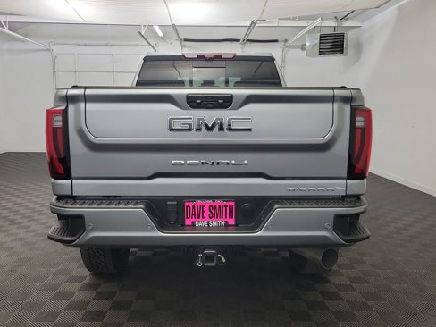 Used 2024 GMC Sierra 2500 Denali Ultimate w/ Max Trailering Package image 8