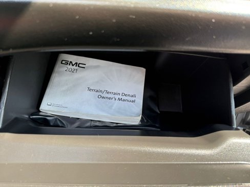 Used 2021 GMC Terrain SLE image 40