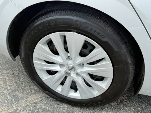 Used 2023 Nissan Sentra S image 9