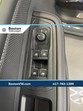 New 2025 Volkswagen Atlas SEL image 23