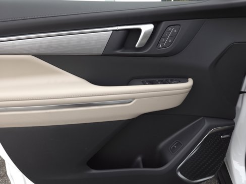 New 2026 Buick Enclave Preferred w/ Power Package image 28
