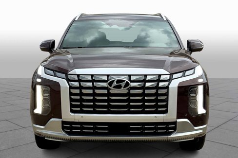 Used 2024 Hyundai Palisade Calligraphy image 3