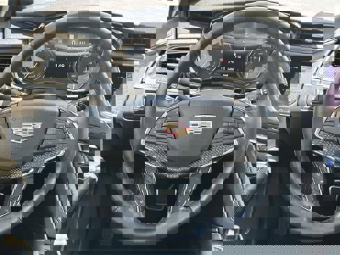 Certified 2023 Cadillac XT5 Sportv w/ Technology Package image 24