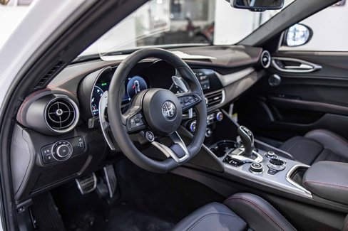 New 2025 Alfa Romeo Giulia AWD image 20