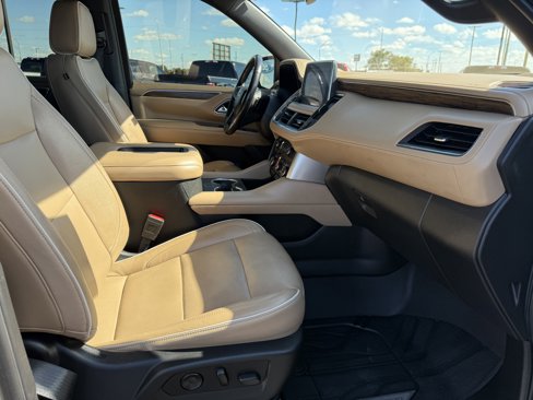 Used 2021 Chevrolet Suburban Premier image 10