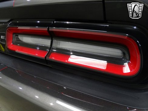 Used 2022 Dodge Challenger SRT Hellcat image 17