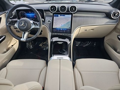 Certified 2025 Mercedes-Benz GLC 300 4MATIC image 27