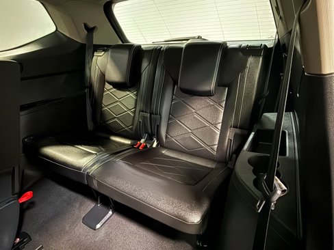 Used 2025 Volkswagen Atlas SE image 49