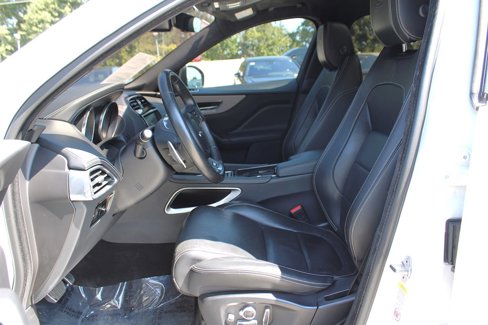 Used 2020 Jaguar F-PACE S image 13