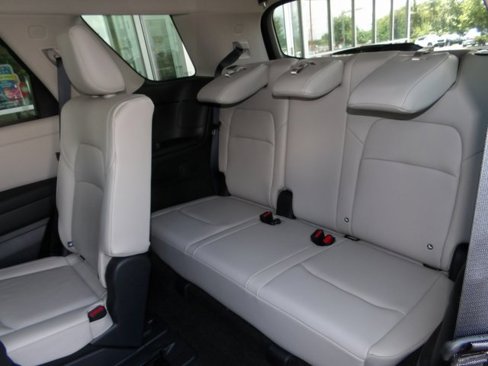 Certified 2024 Nissan Pathfinder SL image 21