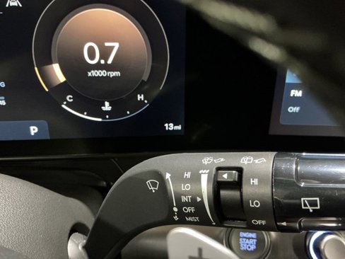 New 2026 Hyundai Kona SEL Premium image 18