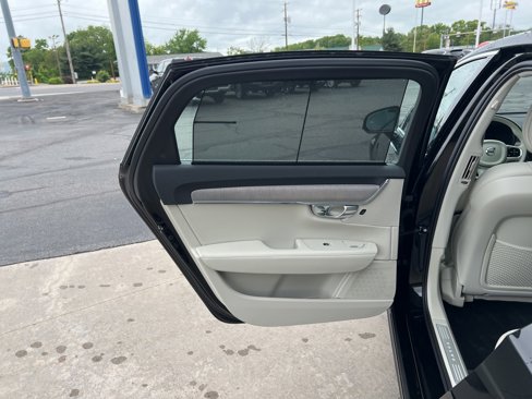 Certified 2025 Volvo S90 B6 Plus image 29