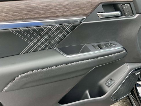 New 2026 GMC Acadia Denali w/ Super Cruise Package image 20