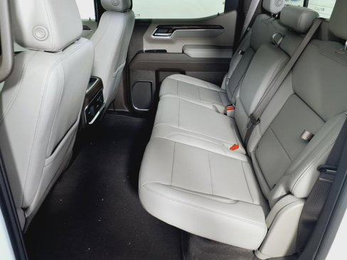 New 2026 GMC Sierra 1500 SLT image 20
