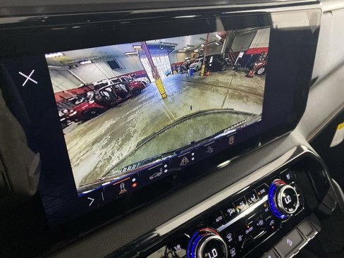 New 2025 GMC Sierra 2500 AT4 w/ AT4 Premium Plus Package image 17