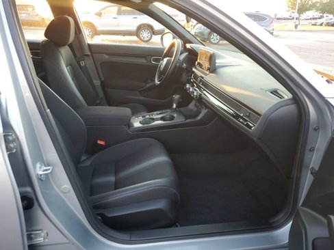 Used 2025 Honda Civic Sport image 31
