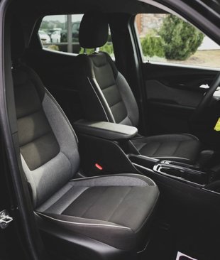 Used 2021 Chevrolet TrailBlazer LS image 29