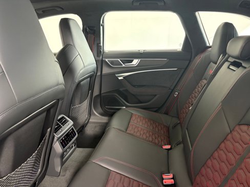 New 2026 Audi RS 6 performance image 22