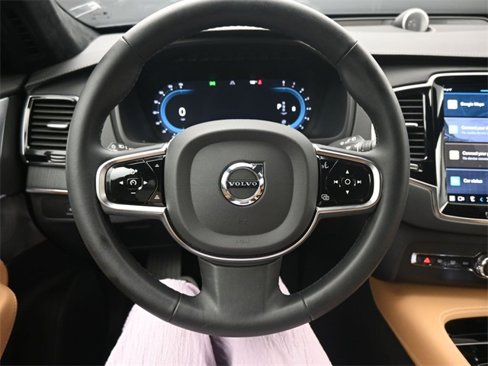 Used 2024 Volvo XC90 B6 Ultimate w/ Lounge Package image 24