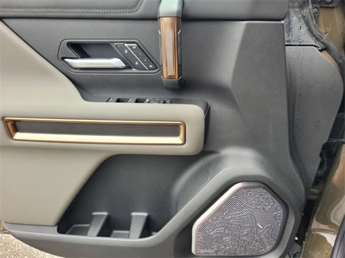 New 2025 GMC Hummer EV 2X image 21