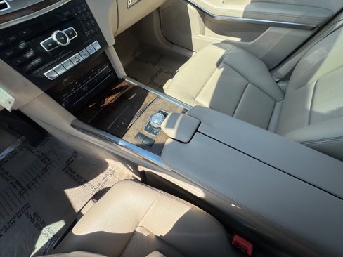 Used 2014 Mercedes-Benz E 350 4MATIC Sedan w/ Premium 1 Package image 22