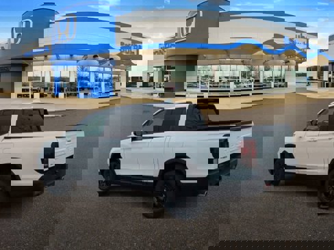 New 2025 Honda Ridgeline Black Edition image 6