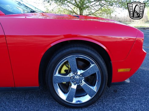 Used 2009 Dodge Challenger R/T image 14