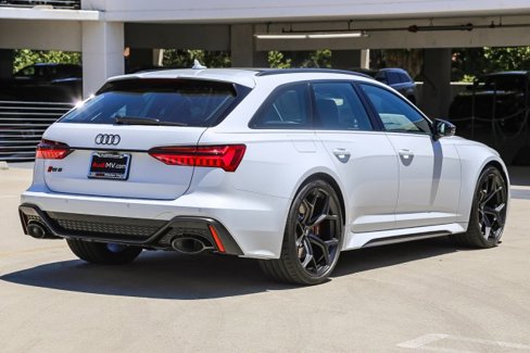 New 2025 Audi RS 6 performance image 8