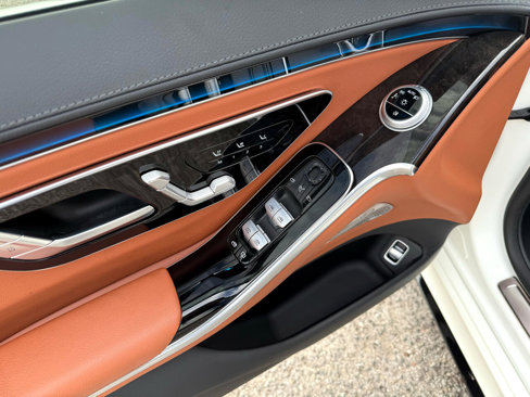 Used 2022 Mercedes-Benz S 500 4MATIC image 10