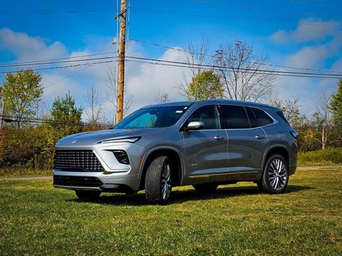 New 2026 Buick Enclave Avenir w/ Super Cruise Package image 8
