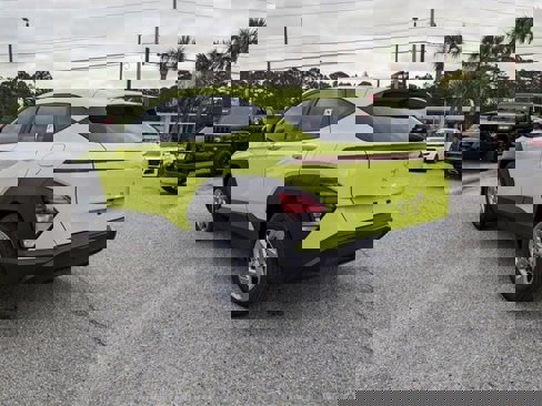 New 2025 Hyundai Kona SE image 6