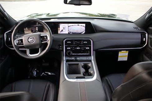 New 2026 Nissan Armada SL w/ Captain's Chari Seat Package image 15