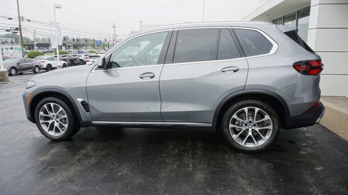 New 2026 BMW X5 xDrive40i w/ Climate Comfort Package image 8