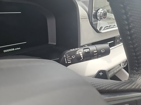 New 2025 Mitsubishi Outlander SEL image 24