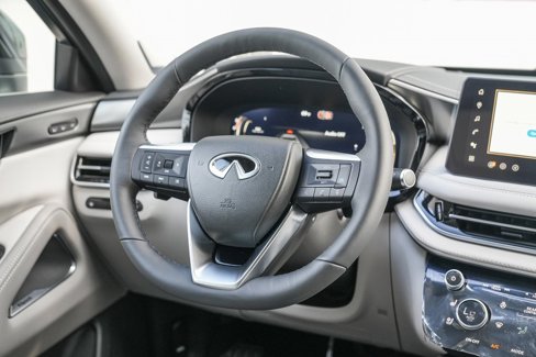 New 2026 INFINITI QX60 Luxe w/ Cargo Package image 14