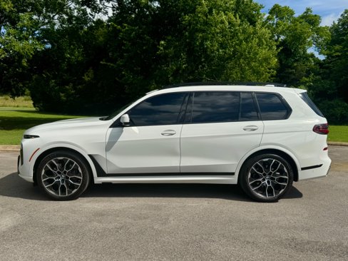 Used 2025 BMW X7 xDrive40i w/ M Sport Package image 8