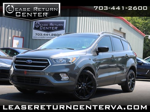 Used 2019 Ford Escape SE image 1