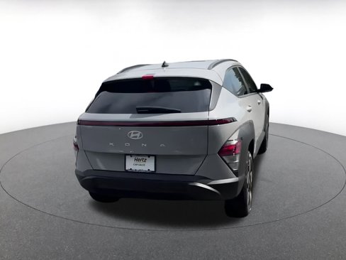 Used 2025 Hyundai Kona SEL image 14