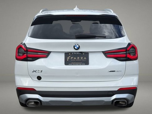 Used 2024 BMW X3 xDrive30i image 4