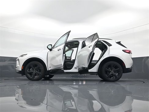 Used 2025 Buick Envision Sport Touring image 34