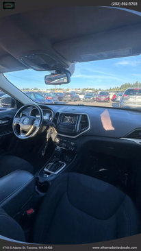 Used 2016 Jeep Cherokee Latitude w/ Cold Weather Group image 9