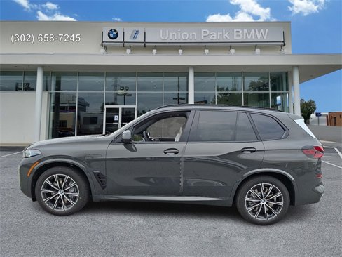 New 2026 BMW X5 xDrive50e w/ M Sport Package image 7